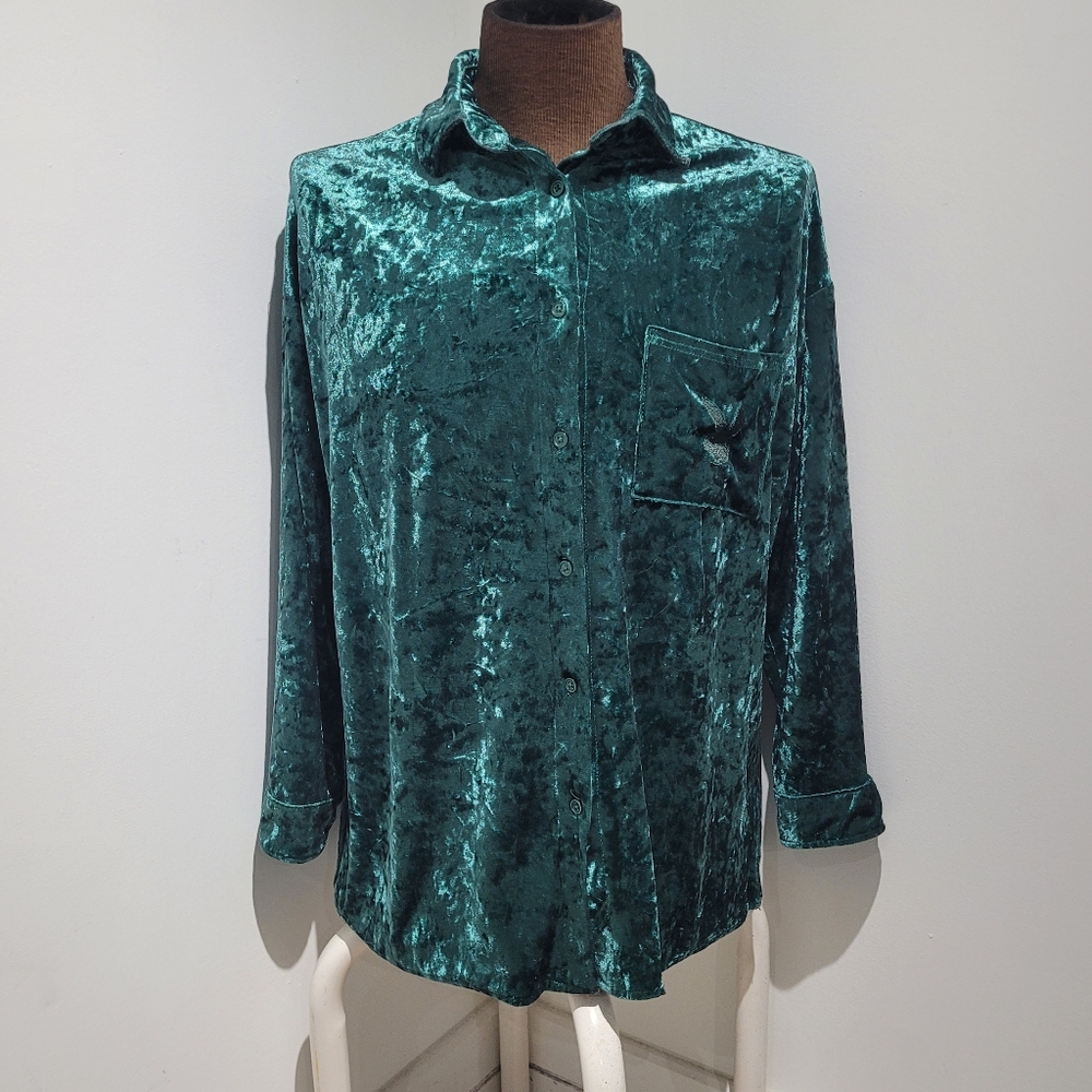 Playboy Men's Crushed Velvet Embroidered Logo Button Down Shirt Large Green